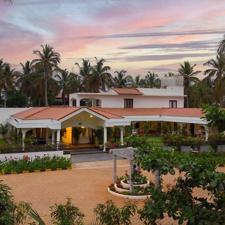 Stayvista At Silver Oak Farm - Breakfast Included بنغالور المظهر الخارجي الصورة
